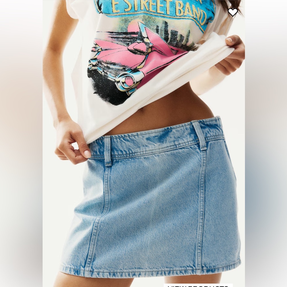 5 for $25!! H&M divided Blue Denim Mini Skirt(Dark Wash)